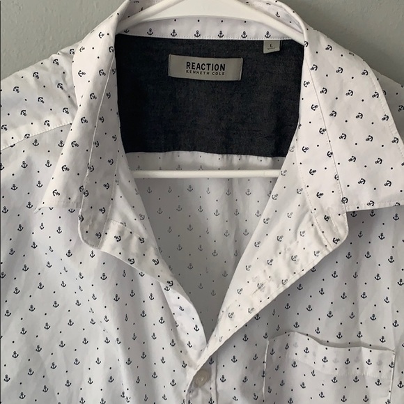 Kenneth Cole shortsleeve white button up pattern L - Picture 2 of 4